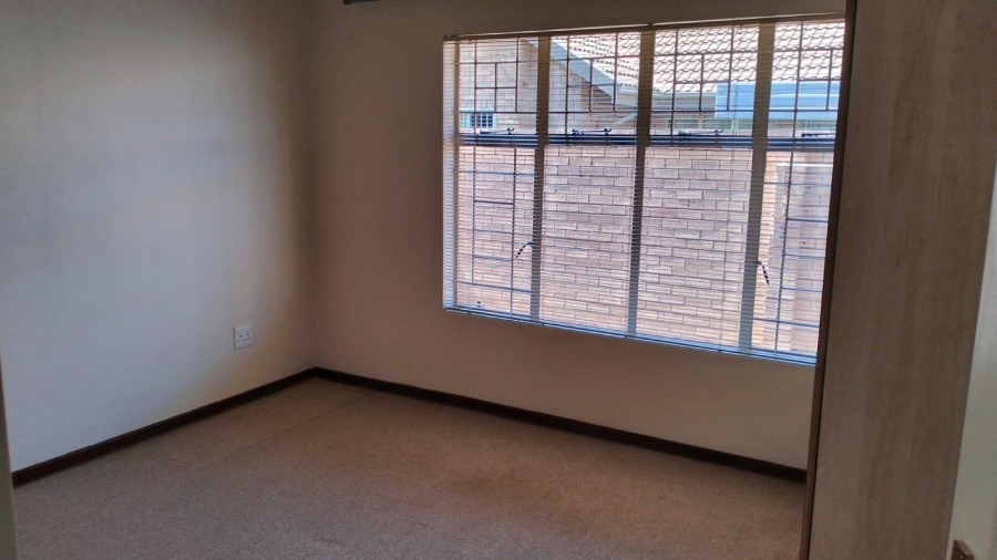 2 Bedroom Property for Sale in Universitas Free State